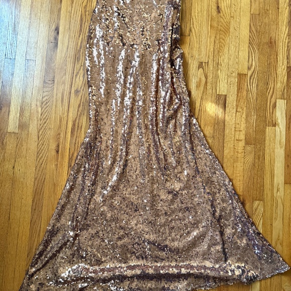 Rose Gold sequin maxi skirt! - Picture 7 of 7